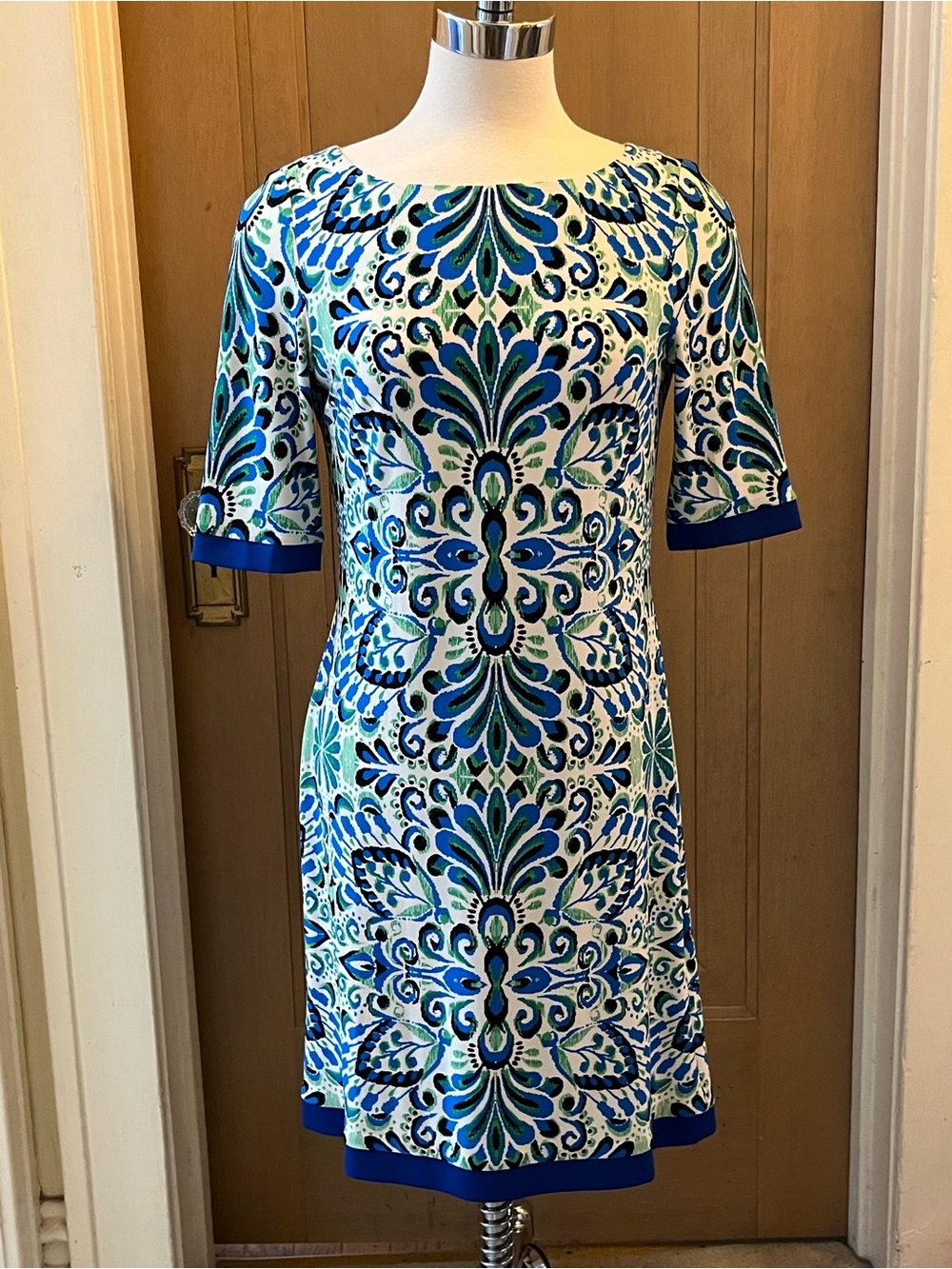 Eliza J Blue, Green & White Printed Shift Dress
